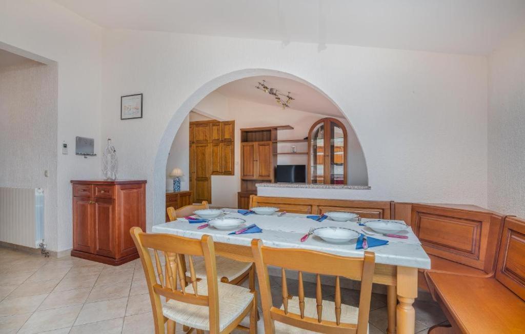 Bed and Breakfast Pansion Dujmovic Malinska Pokoj fotografie